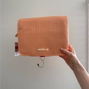 NWT Tartan & Twine Hanging Organizer Case